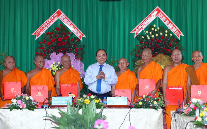 Thủ tướng Nguyễn Xuân Phúc làm việc với lãnh đạo tỉnh Sóc Trăng ảnh 1