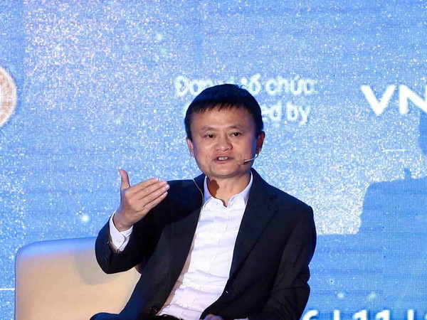 Tỷ phú Jack Ma: Chọn một ông chủ tốt thay vì chọn một công ty tốt ảnh 1