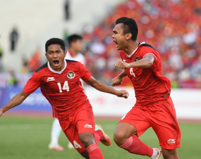 Bóng đá Indonesia liệu có giải cơn khát danh hiệu tại SEA Games? (Ảnh: Hoàng Linh/TTXVN) Chung kết SEA Games 32: Lịch sử sẽ gọi tên bóng đá Thái Lan? ảnh 2