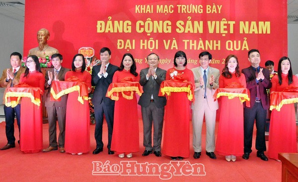 Triển lãm "Đảng Cộng sản Việt Nam - Đại hội và thành quả" ảnh 1