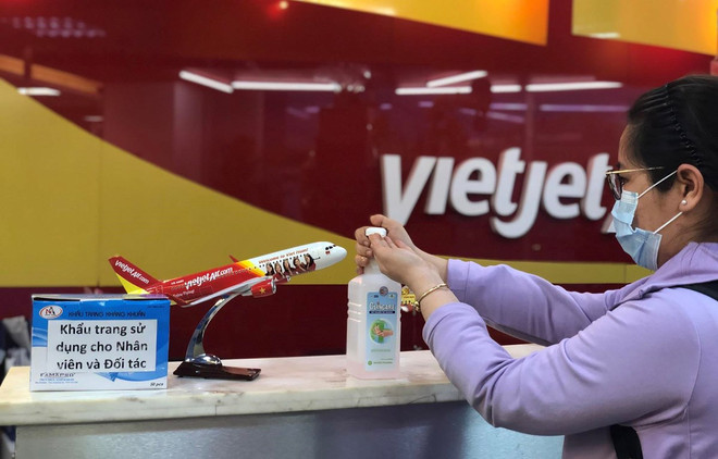 Các hãng hàng không đầu tư mạnh công tác phòng chống dịch COVID-19 ảnh 2