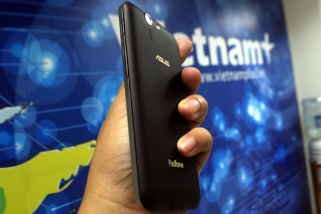 Đánh giá chiếc điện thoại cấu hình cao nhất của ASUS tại Việt Nam ảnh 2