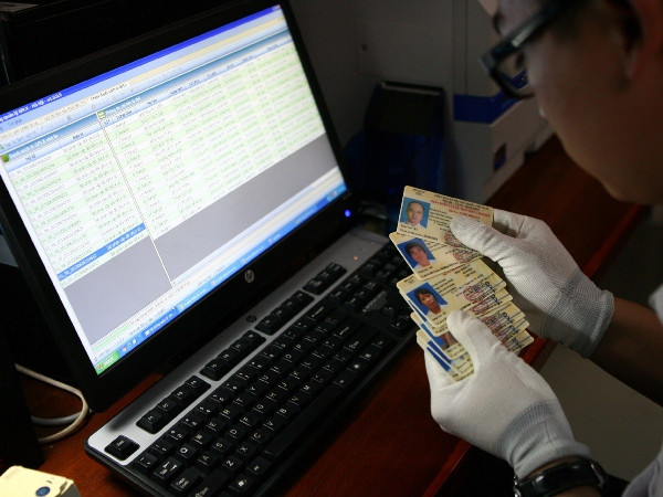 Thông báo mới về gia hạn đổi giấy phép lái xe ôtô vật liệu PET ảnh 1