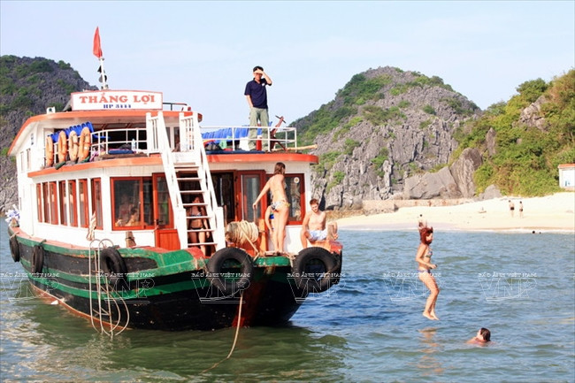 Khám phá quần đảo Cát Bà - Chuỗi “ngọc xanh” giữa biển khơi ảnh 4