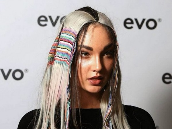 Trào lưu tóc dệt chỉ gây "sốt" trên mạng xã hội Instagram ảnh 3