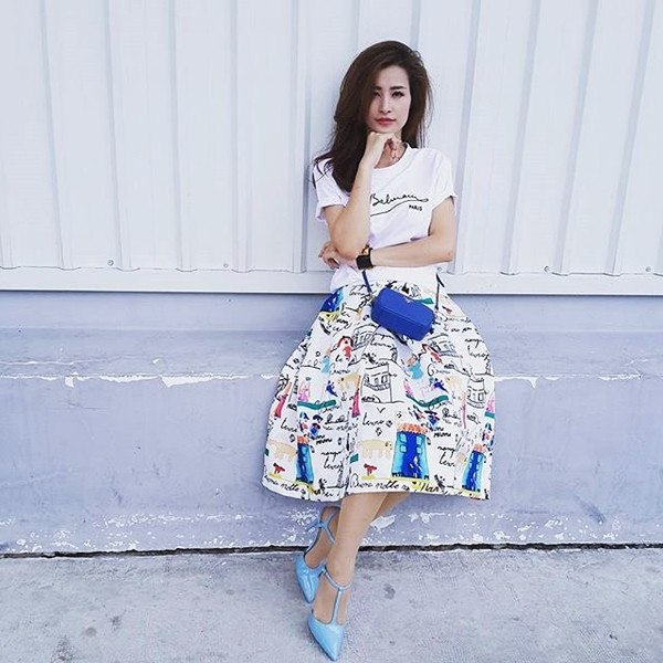 Các mỹ nhân Việt đua sắc với những bộ trang phục ngẫu hứng ảnh 9