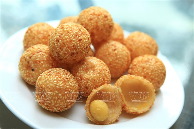 Bánh rán lúc lắc bình dị mà thơm thảo của người Hà Nội xưa ảnh 6