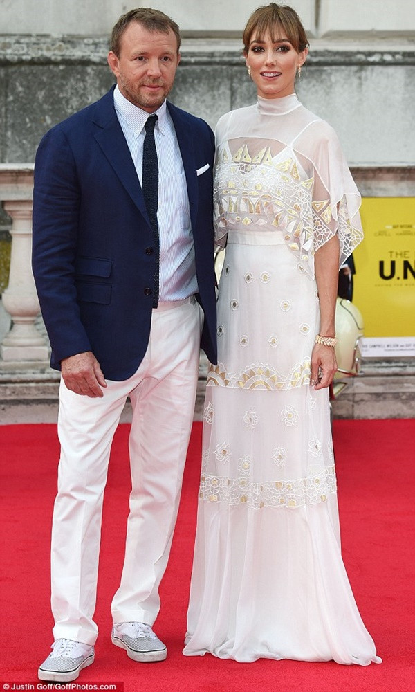 Những mỹ nhân có phong cách thời trang "đỉnh" nhất tuần qua ảnh 4