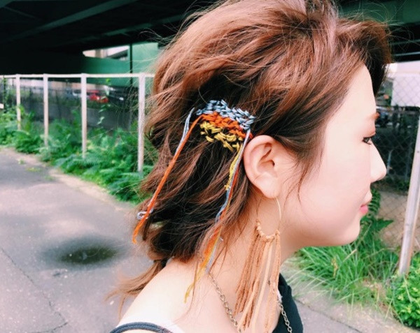 Trào lưu tóc dệt chỉ gây "sốt" trên mạng xã hội Instagram ảnh 1