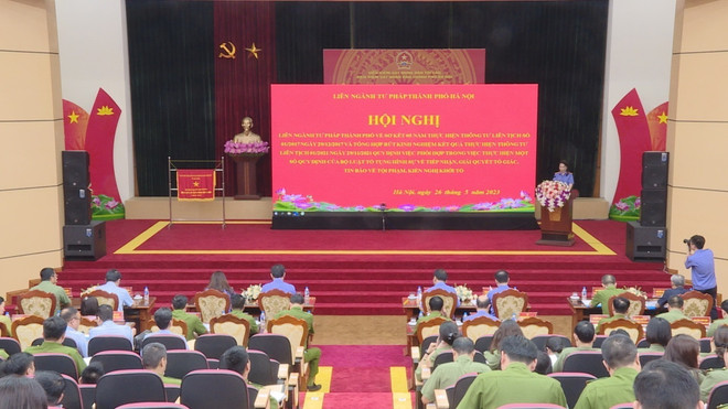 Quang cảnh hội nghị. (Ảnh: Kim Anh/TTXVN) Phát hiện nhiều vụ án đặc biệt nghiêm trọng trên địa bàn Hà Nội ảnh 2