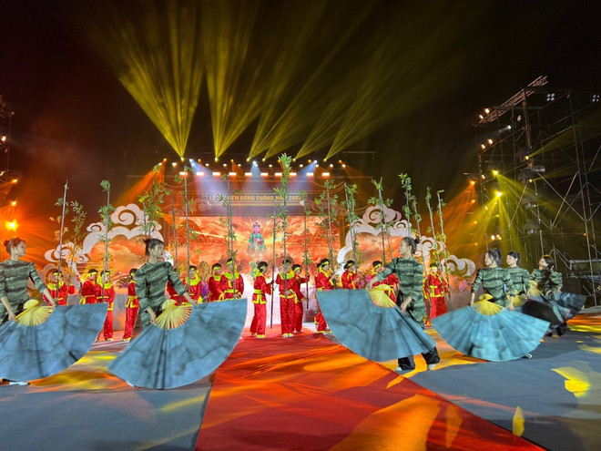 Đạo diễn Lê Thế Song: Người “mát tay” với lễ hội, văn hóa truyền thống ảnh 1