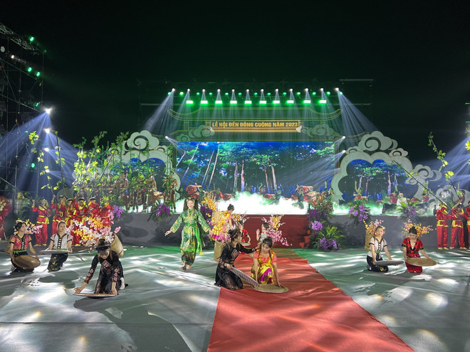 Đạo diễn Lê Thế Song: Người “mát tay” với lễ hội, văn hóa truyền thống ảnh 3