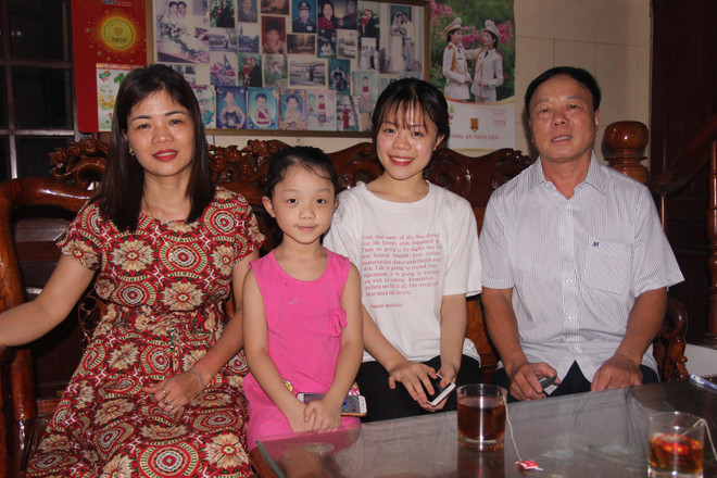 Các thủ khoa ở tỉnh Nghệ An chia sẻ bí quyết học tập tốt ảnh 1