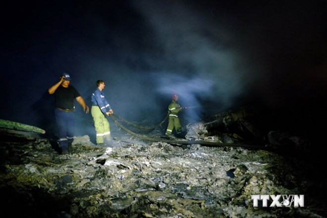 Tìm thấy thiết bị ghi dữ liệu bay thứ hai vụ rơi máy bay Malaysia ảnh 1