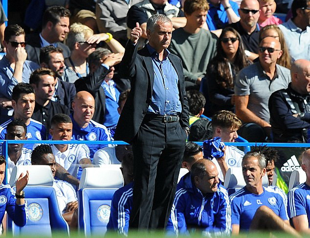 Jose Mourinho bảo vệ Diego Costa, "gây hấn" với Arsene Wenger ảnh 1