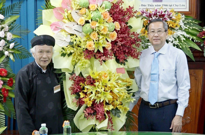 Đồng bào Phật giáo Hòa Hảo vun đắp khối đại đoàn kết toàn dân ảnh 1