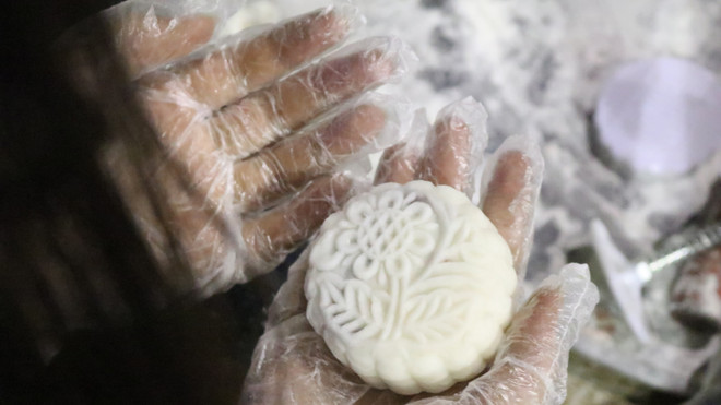 Du khách nước ngoài tái hiện Tết Trung thu cổ truyền tại Hà Nội ảnh 5