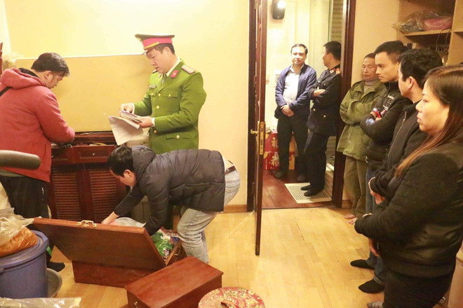 Hưng “kính” và 4 đồng phạm bị đề nghị truy tố tội cưỡng đoạt tài sản ảnh 1