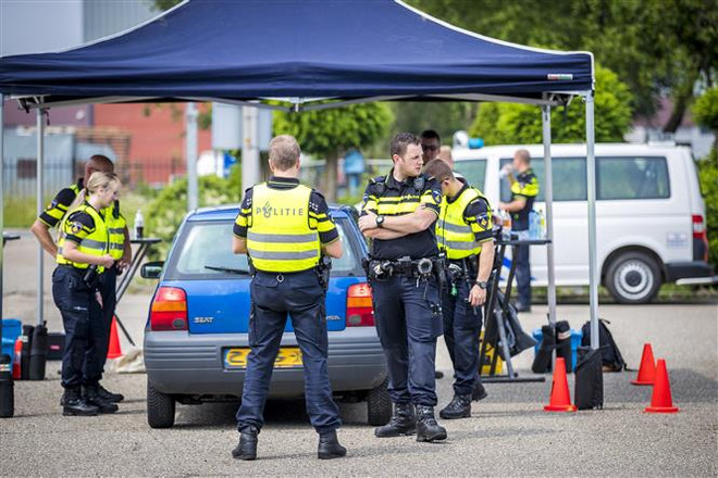 Hà Lan phá vỡ một âm mưu tấn công khủng bố quy mô lớn ảnh 1