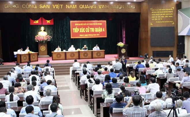 Bí thư Thành ủy Nguyễn Thiện Nhân tiếp xúc cử tri Quận 4 ảnh 1