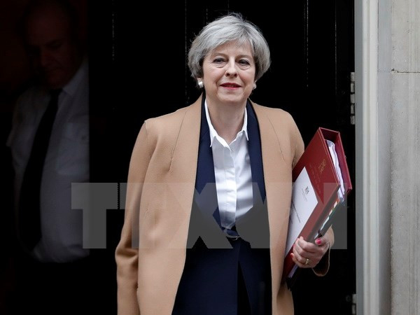Thủ tướng Anh Theresa May. (Nguồn: THX/TTXVN) Thủ tướng May nhất trí cung cấp thêm 1 tỷ bảng cho Bắc Ireland ảnh 1