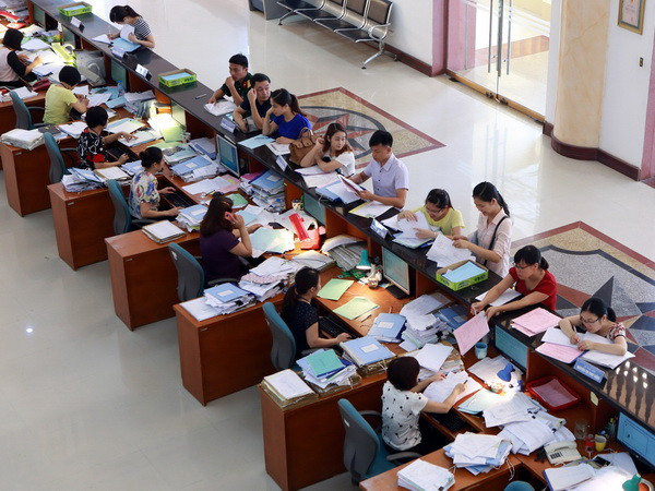 Mỗi năm giảm 1,5-2% biên chế từ nay cho đến năm 2021 ảnh 1