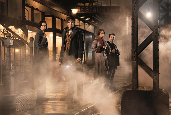 Thời trang phù thủy trong thế giới phép thuật Fantastic Beasts ảnh 2