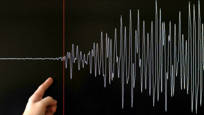 Mỹ: Động đất 7,4 độ làm rung chuyển Bán đảo Alaska, cảnh báo sóng thần ảnh 1