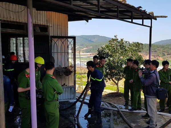 Hỏa hoạn thiêu rụi hai căn nhà cùng toàn bộ tài sản tại Đà Lạt ảnh 1