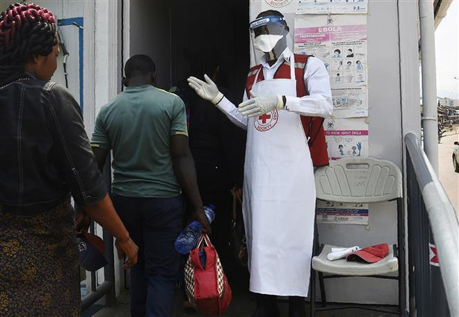 CHDC Congo: Thành phố lớn nhất xác nhận bùng phát dịch Ebola ảnh 1
