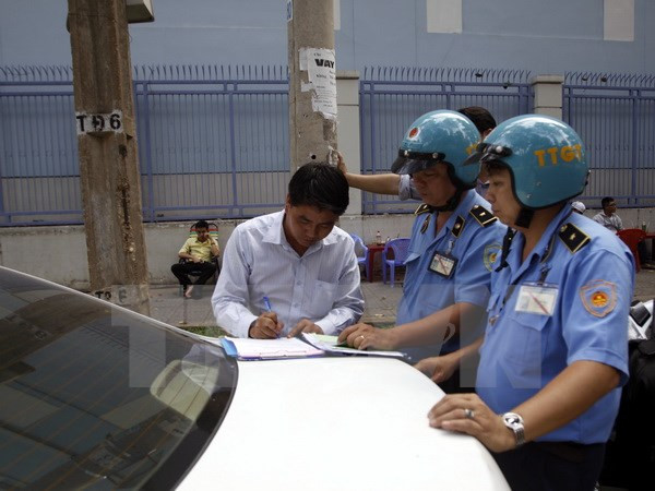 Taxi Uber bị tố gây rối loạn thị trường, hai Bộ bất đồng về quản lý ảnh 2