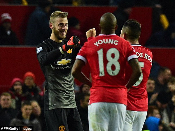 Southampton - M.U: Quỷ đỏ leo lên tốp 3 Premier League? ảnh 1