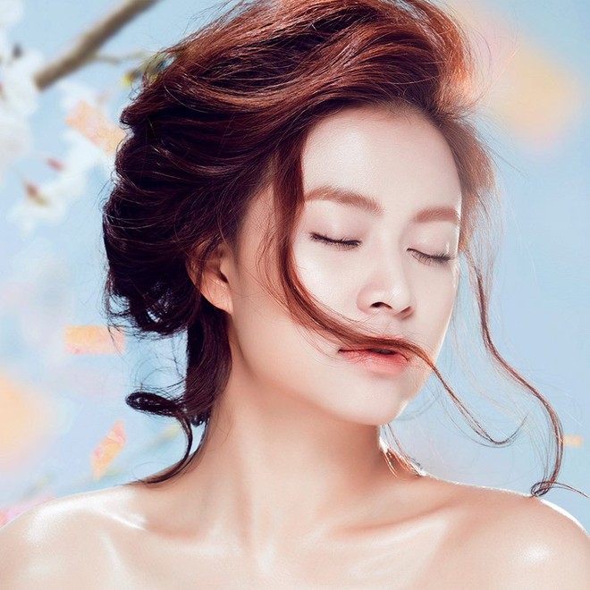 Học cách trang điểm rạng rỡ sắc hồng của các sao Việt ảnh 7