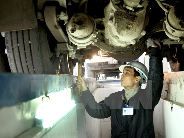 Tăng xử lý người đứng đầu trung tâm đăng kiểm để xảy ra tiêu cực ảnh 1