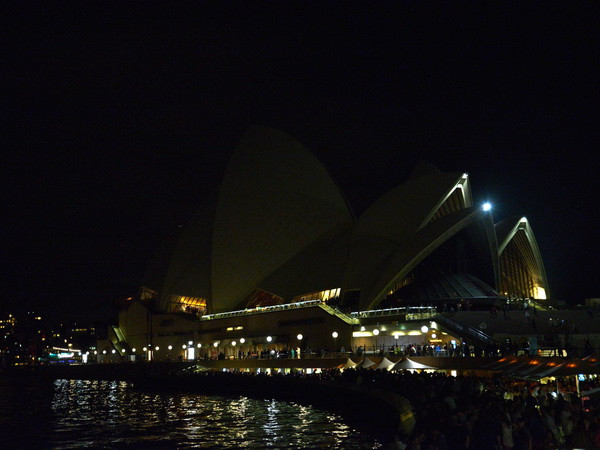 Toàn thế giới tắt đèn hưởng ứng Giờ Trái Đất 2014 ảnh 1