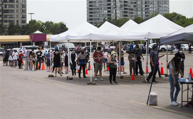 Tỉnh đông dân thứ hai Canada sẽ áp dụng hệ thống "hộ chiếu vaccine" ảnh 1