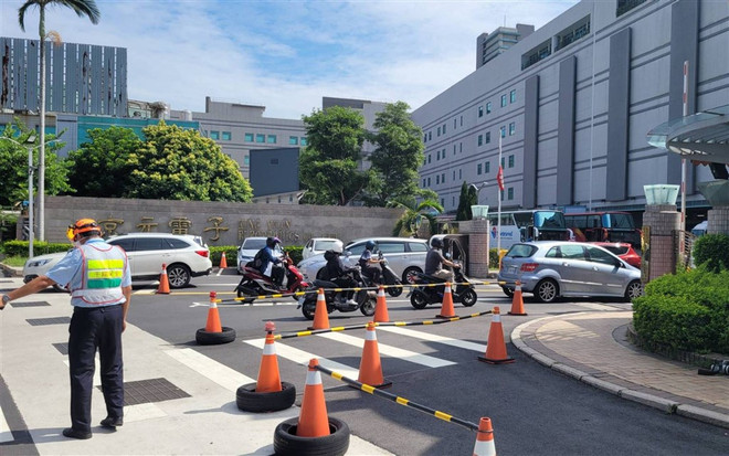 Tình hình COVID-19 ở châu Á: Số ca mắc mới ở Ấn Độ và Pakistan giảm ảnh 2