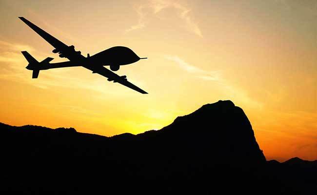 Máy bay không người lái. (Nguồn: ndtv.com) Iraq: 2 UAV bị bắn hạ trên bầu trời căn cứ có quân đội Mỹ đồn trú ảnh 1