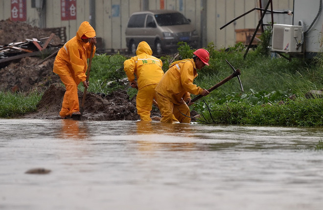 Bão Mujigae làm 1 người chết, 16 người mất tích ở Trung Quốc ảnh 1