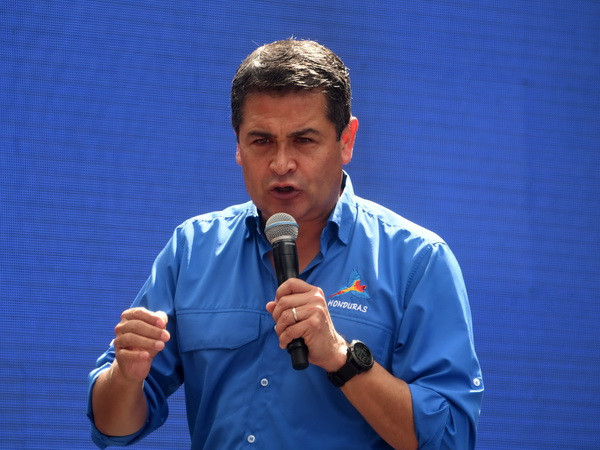 Ông Hernández nhậm chức Tổng thống Honduras nhiệm kỳ 2 ảnh 1