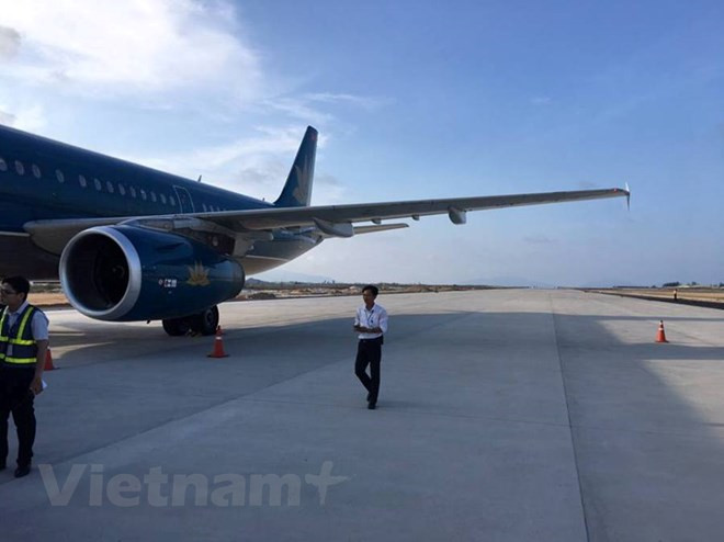 Vietnam Airlines nói gì về sự cố hạ cánh nhầm đường băng ở Cam Ranh ảnh 1