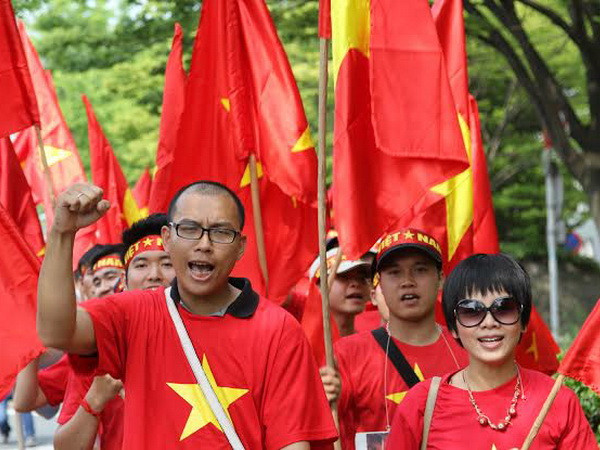 Người Việt tại Fukuoka biểu tình hòa bình phản đối Trung Quốc ảnh 4