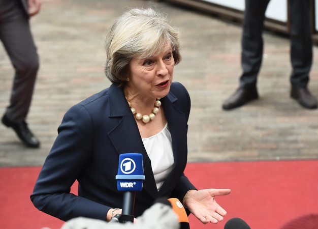 Thủ tướng May: Nước Anh không hướng tới kịch bản “Brexit cứng” ảnh 1