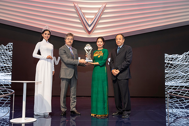 Vinfast hợp tác với tổ chức Autobest thúc đẩy xu hướng xe điện ảnh 1