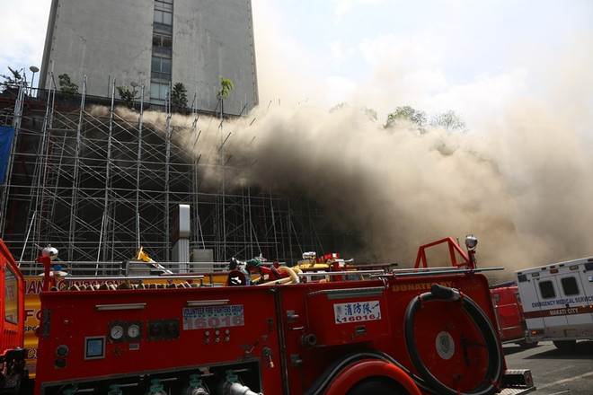 Philippines: Cháy sòng bạc trong khách sạn lớn gây thương vong ảnh 1
