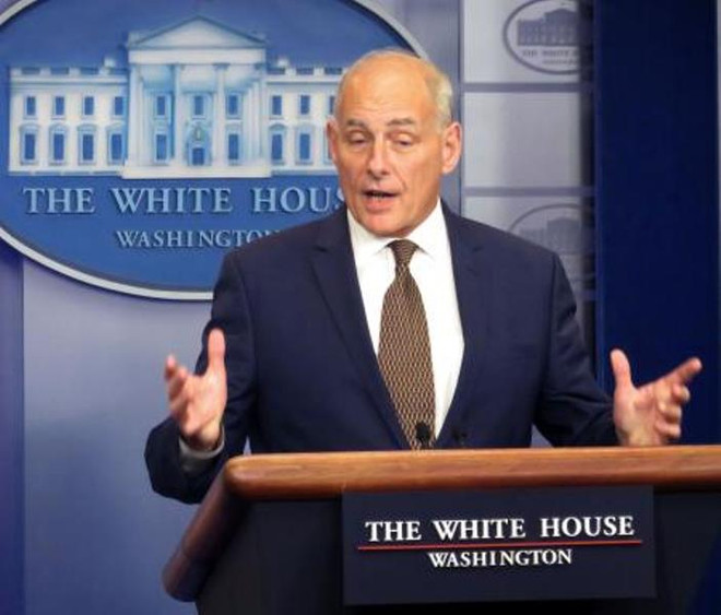 Nhà Trắng trấn an nhân viên trước thông tin có thêm người bị sa thải ảnh 1