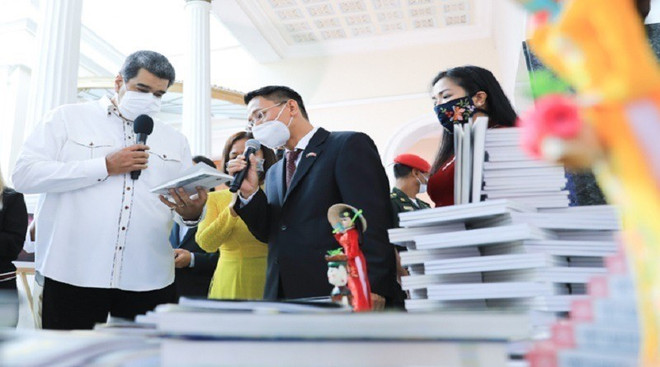 Dấu ấn Việt Nam tại Hội chợ Sách quốc tế Venezuela lần thứ 17 ảnh 1