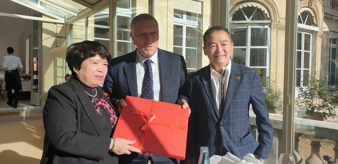 ​Tăng cường trao đổi hợp tác Nghị viện Việt-Pháp và Nghị viện Pháp ngữ ảnh 1