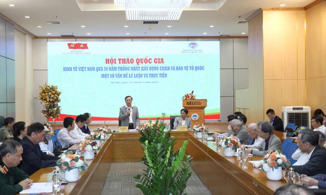 Góp phần hoàn thiện lý luận về đường lối đổi mới, phát triển đất nước ảnh 1