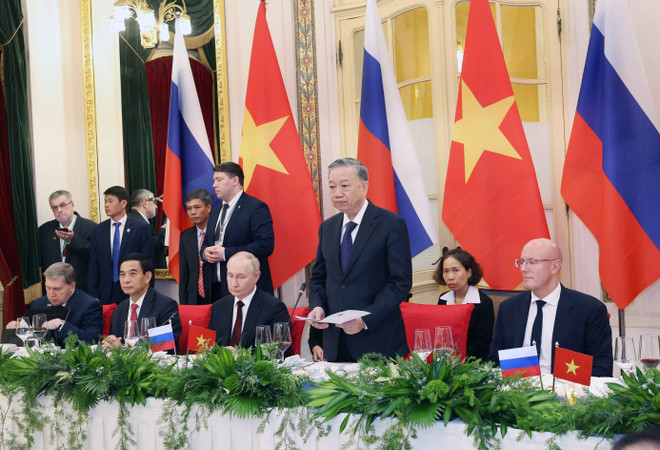 Chủ tịch nước Tô Lâm phát biểu. (Ảnh: Nhan Sáng/TTXVN) ttxvn_tiec chieu dai putin (4).jpg